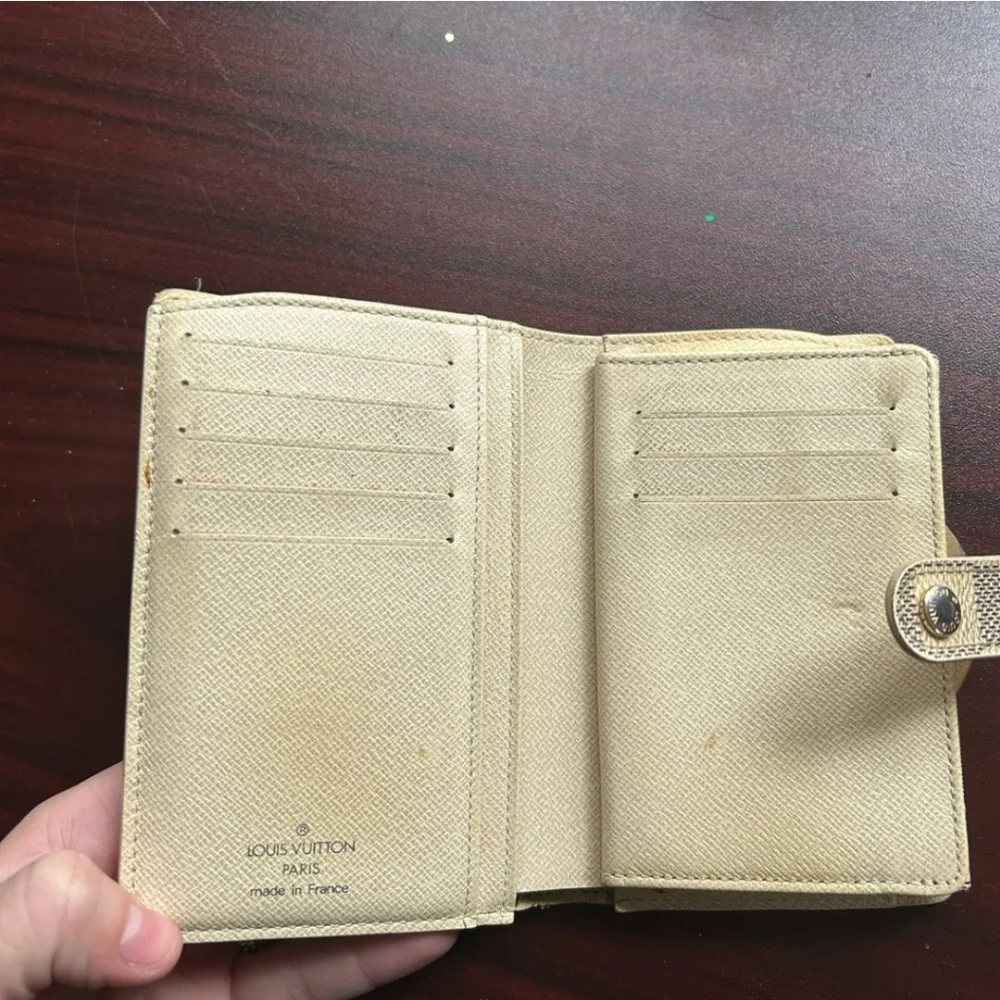 LOUIS VUITTON Cream Portefeuille Viennois Damier Bifold Wallet